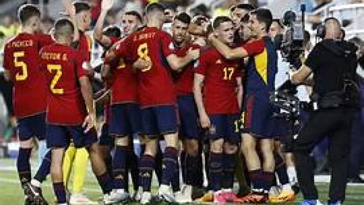 París 2024: ¿En qué clubes juegan los jugadores de España y qué edad tienen?