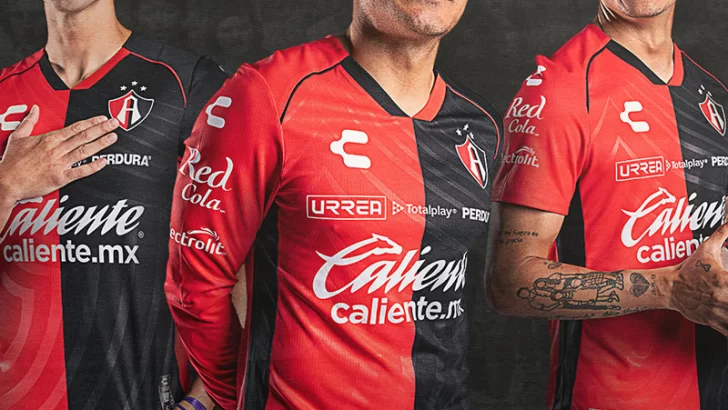 Las camisetas oficiales de Charly Fútbol que usará Atlas FC para la temporada 24/25