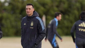 ¿Por qué Scaloni no repite equipo con la selección Argentina?