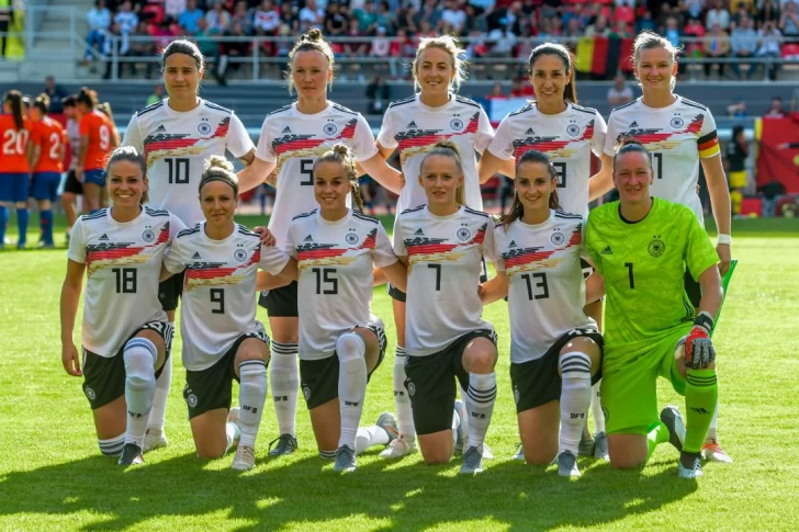 ¿En qué equipos juegan las jugadoras de Alemania de fútbol femenino en Juegos Olímpicos?