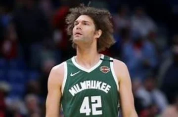 Robin Lopez evalúa dar el salto a Europa en la recta final de su carrera