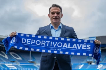 ¿Quién es Luis García Plaza? El entrenador de Deportivo Alavés