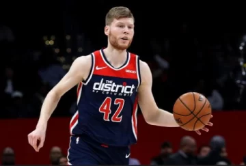 Davis Bertans se une a los Warriors para el training camp y busca asegurar un lugar en la plantilla