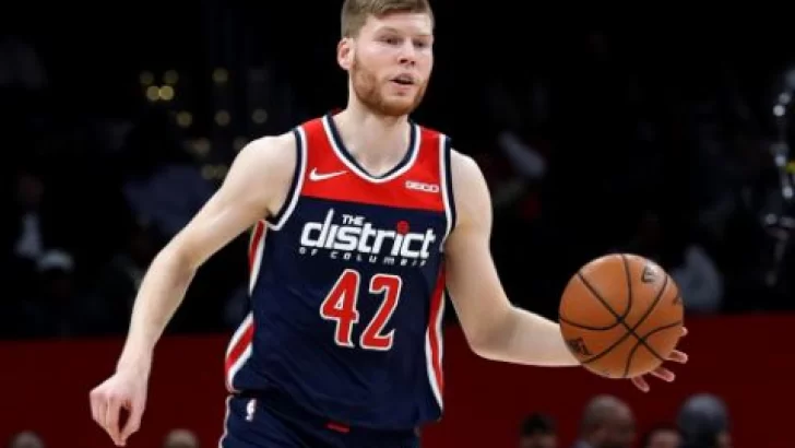 Davis Bertans se une a los Warriors para el training camp y busca asegurar un lugar en la plantilla