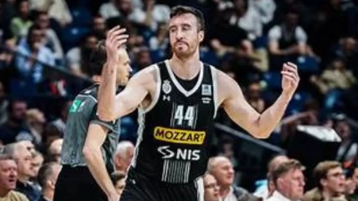 Frank Kaminsky recibe una nueva oportunidad con los Phoenix Suns