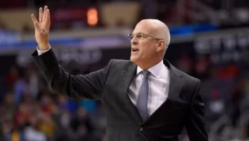 Jay Triano asume el liderazgo en los Kings como head coach asociado