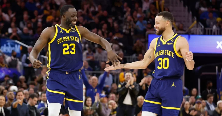 Warriors refuerzan su artillería: Stephen Curry y Draymond Green suman a Davis Bertans