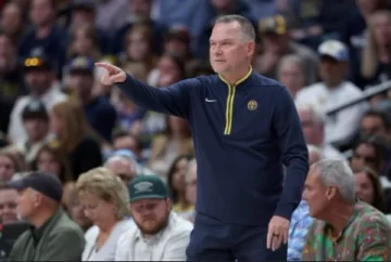 Tensión en los Nuggets: Diferencias entre Mike Malone y la gerencia tras la salida de Caldwell-Pope