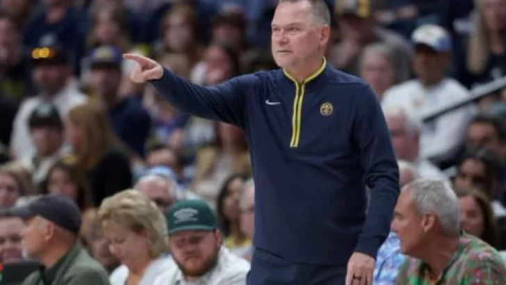 Tensión en los Nuggets: Diferencias entre Mike Malone y la gerencia tras la salida de Caldwell-Pope