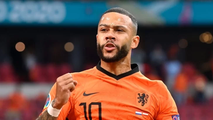 ¿En qué equipos ha jugado Memphis Depay?