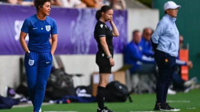  ¿Quién es Natalie Henderson? Entrenadora de Inglaterra en Copa Mundial Femenina Sub-17 