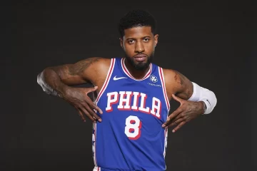 Paul George brilla en su debut con los 76ers, pero caen ante Timberwolves