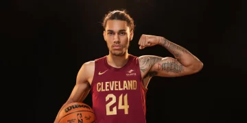 El novato de los Cavs, Jaylon Tyson, tuvo una actuación impresionante