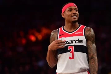 Bradley Beal confiesa que no logró adaptarse como base en los Suns