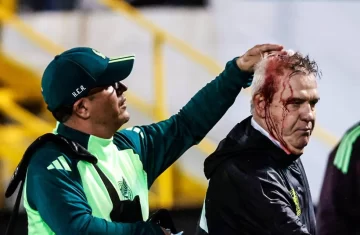 Dura agresión al entrenador de México: todos los detalles