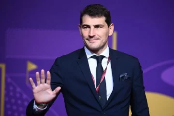 Iker Casillas critica el Balón de Oro y cuestiona la falta de criterio en su elección