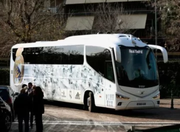 Accidente del autobús del Real Madrid: ¿hay heridos y daños materiales?