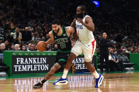 Boston Celtics vs. Los Angeles Clippers: Choque de estrategias en el TD Garden