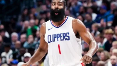  James Harden entra al club de leyendas con 100 partidos de 40 puntos o más 