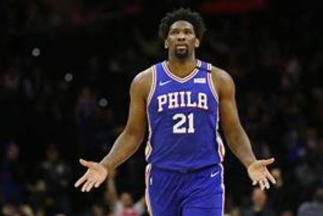 Joel Embiid: Entre la lesión y una posible sanción, su regreso sigue en duda