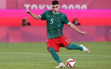 Johan Vásquez, baja importante en la selección mexicana para la Nations League