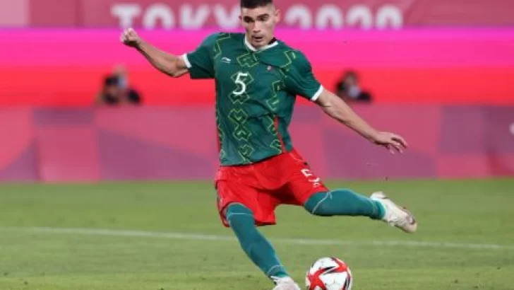 Johan Vásquez, baja importante en la selección mexicana para la Nations League