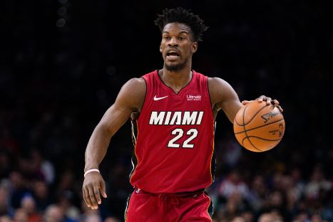 Golden State Warriors evalúan a Jimmy Butler como posible refuerzo