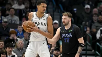  Dallas Mavericks vs. San Antonio Spurs: Una batalla de estrellas y estrategias 