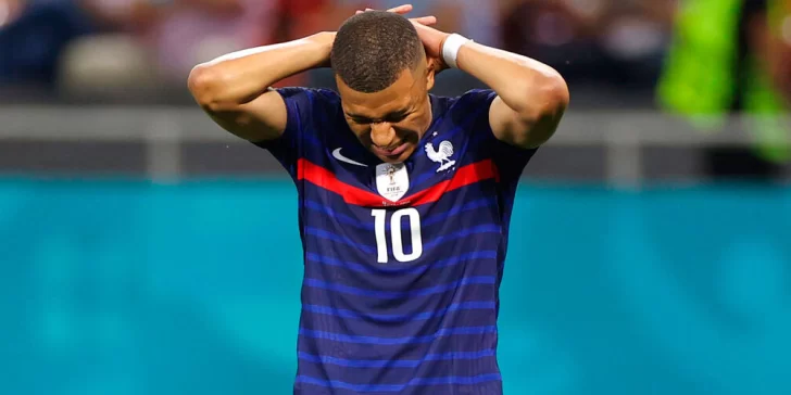 ¿Porqué Mbappé no fue convocado a la selección francesa?