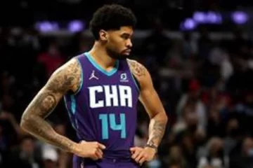 Charlotte Hornets pierde a Nick Richards por lesión indefinida