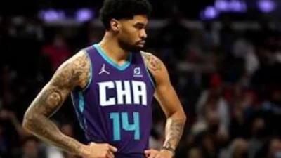  Charlotte Hornets pierde a Nick Richards por lesión indefinida 