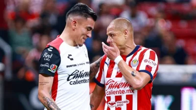  ¿Cómo está el historial entre Atlas y Chivas de Guadalajara? 