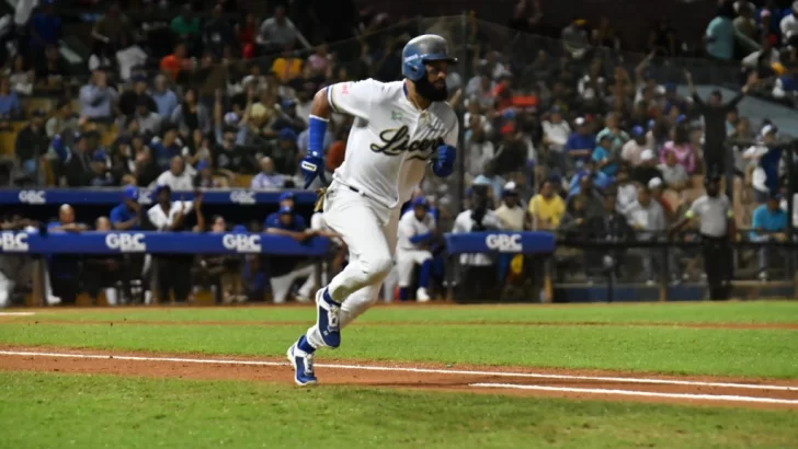 Licey desata una ofensiva histórica y establece récords en la LIDOM