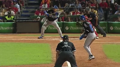  Licey arriba, Águilas abajo 