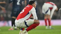 ¿Por qué no juega Willian Saliba frente al Dinamo Zagreb en la Champions League?