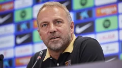 Hansi Flick declaró sobre el polémico arbitraje contra Real Madrid en LaLiga