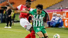 ¿Cómo está el historial entre Independiente Santa Fe y Atlético Nacional?