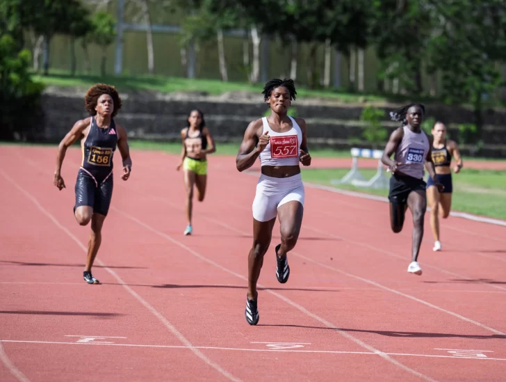 Marileidy Paulino brilla en los Juegos Militares con un doblete dorado y consolida el dominio de la Fuerza Aérea