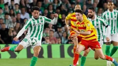 ¿Juega Isco? Alineaciones Real Betis vs Jagiellonia