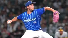 Trevor Bauer sufre complicado regreso a la liga Japonesa