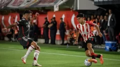 ¿Por qué no juega Tobio Burgos el clásico frente a Gimnasia LP?