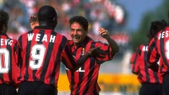 ¿Quiénes son los futbolistas que pasaron por AC Milan y Bologna?