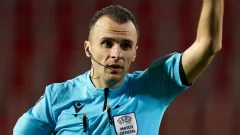 ¿Quién es el arbitro que dirige la final entre Real Betis y Chelsea en Conference League?