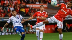 ¿Cómo está el historial entre Nacional – Internacional por torneos de Conmebol?