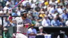 Jasson Domínguez hace historia con tres jonrones y se une al exclusivo club dominicano de slugger élite