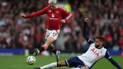 ¿Cómo está el historial entre Tottenham y Manchester United?