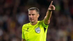 Slavko Vinčić, árbitro esloveno con protagonismo en el fútbol europeo en 2025–2026