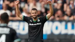 El Atlético vuelve a la carga por Hancko tras su caída con Al Nassr