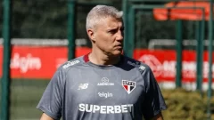 San Pablo apunta al Superclásico: crece el interés por Bustos y Advíncula