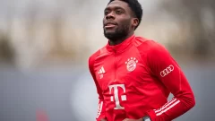 ¿Por qué no juega Alphonso Davies contra Augsburgo?